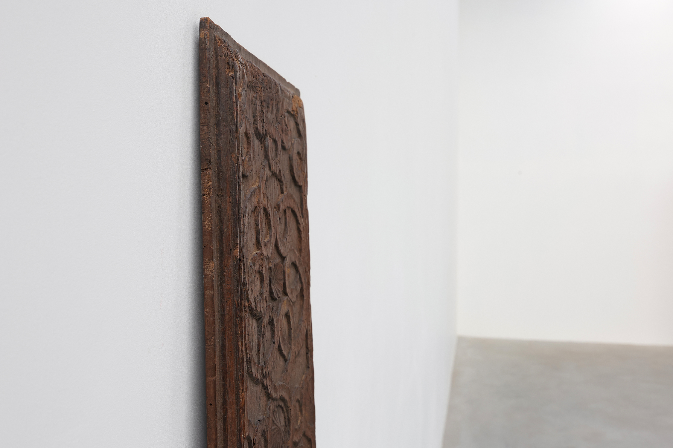Large French Gothic Oak Panel with Interlaced Geometric Carving, 16th Centurythumbnail